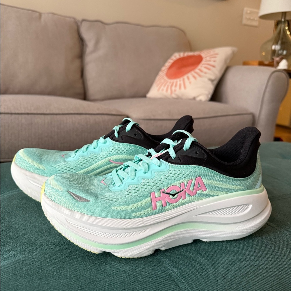 Hoka | Bondi 9 size 7 | BRAND NEW